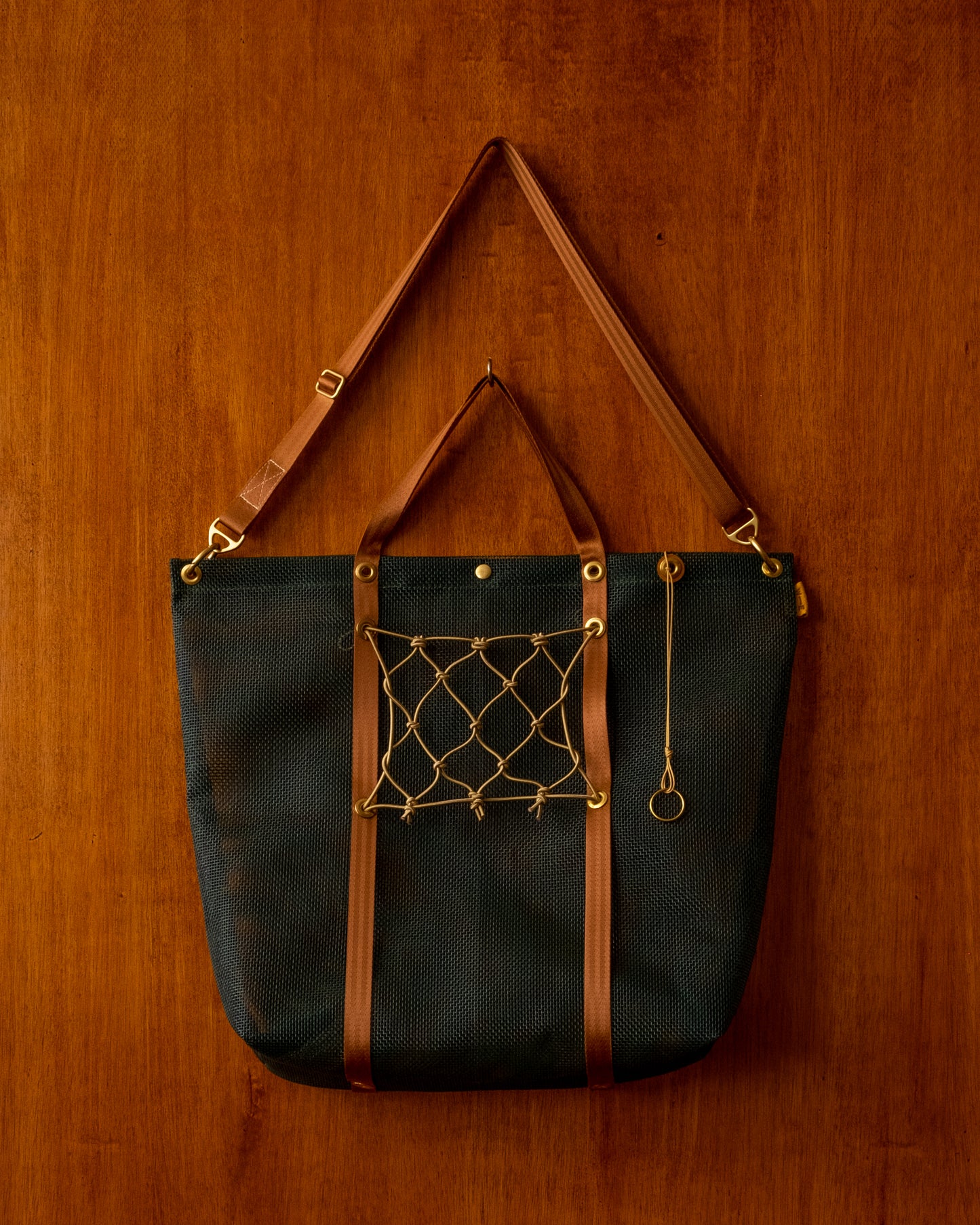 Bull Kelp Conch Beachcomber Bag